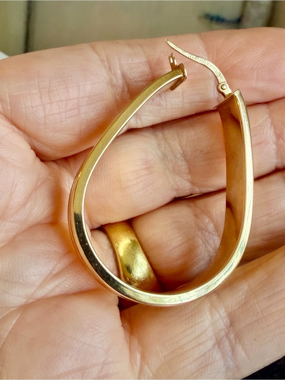 14k gold hoop earrings - Picture 4 of 8